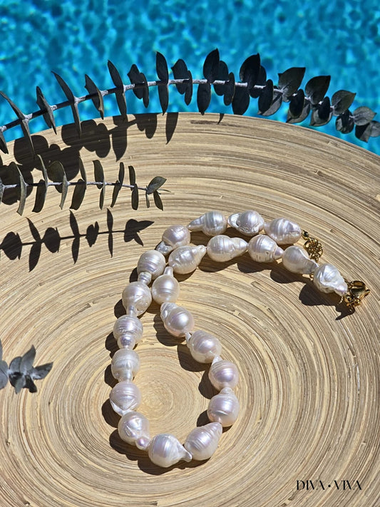 Soleia XIII – Baroque Essence Kolye (KOD-205)