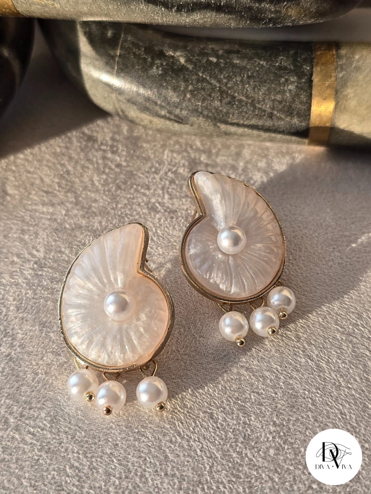 Pearl Shell Sallantılı Küpe (KOD-291)