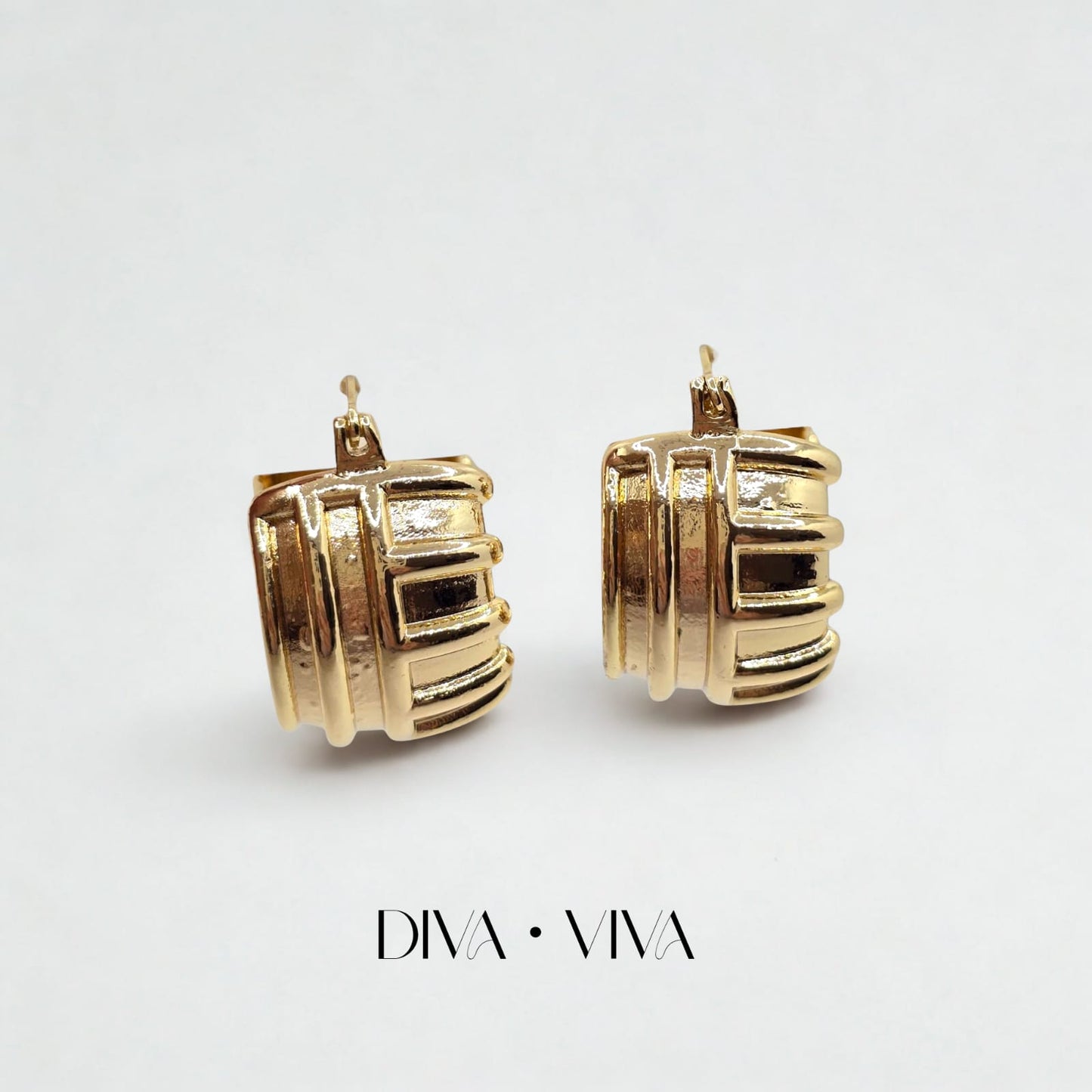 Linea Hoops Küpe (KOD-149)