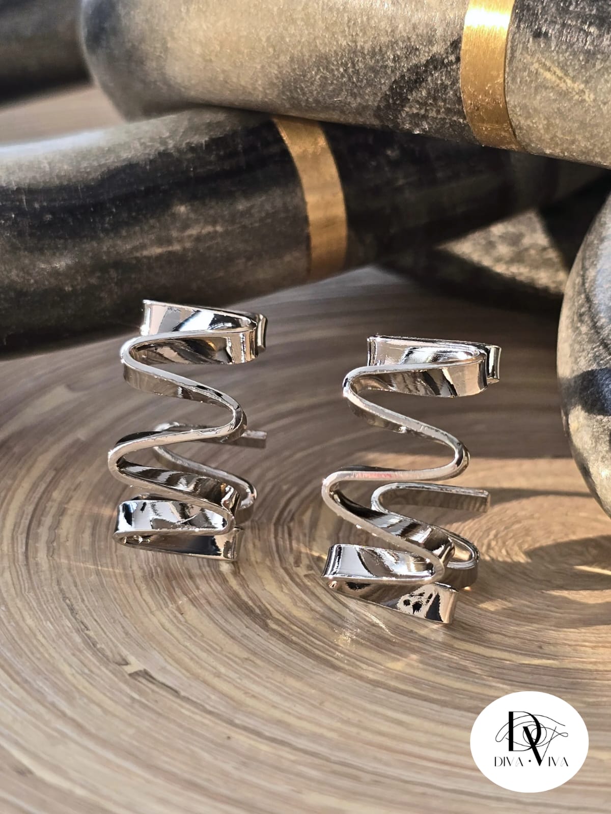 Zig Loop Küpe (KOD-235)