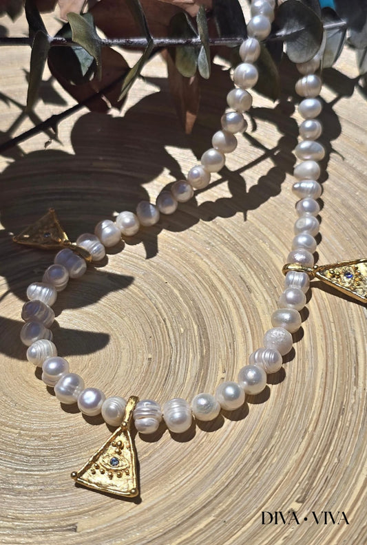 Soleia III – Prism Eye İnci Kolye (KOD-178)