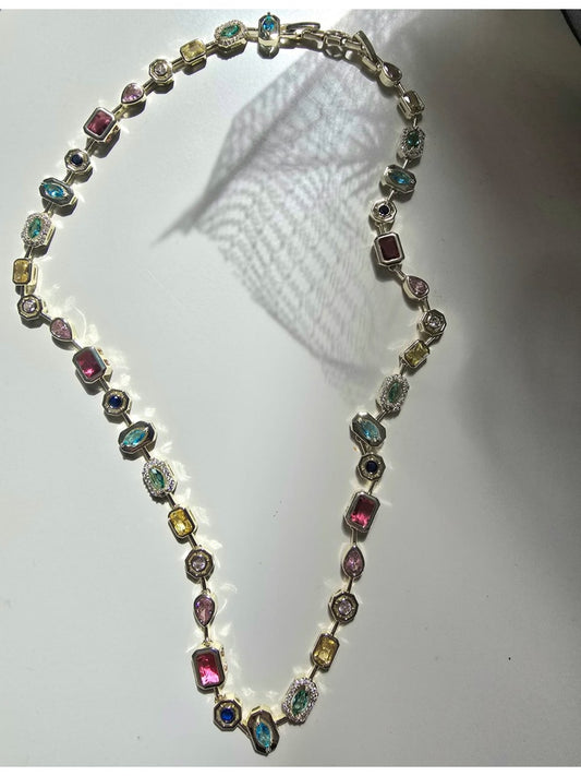 VIP Seri Kadın Renkli Taşlı Marka Model Tasarım Çelik Kolye (DML9985)