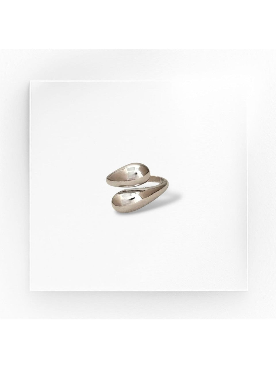 Premium Seri Kadın Zarif Tasarım Dalgalı Bijuteri Yüzük