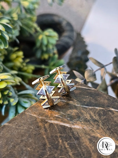 Glow Earrings – Gold Kaplama Taş Detaylı Küpe (KOD-329)