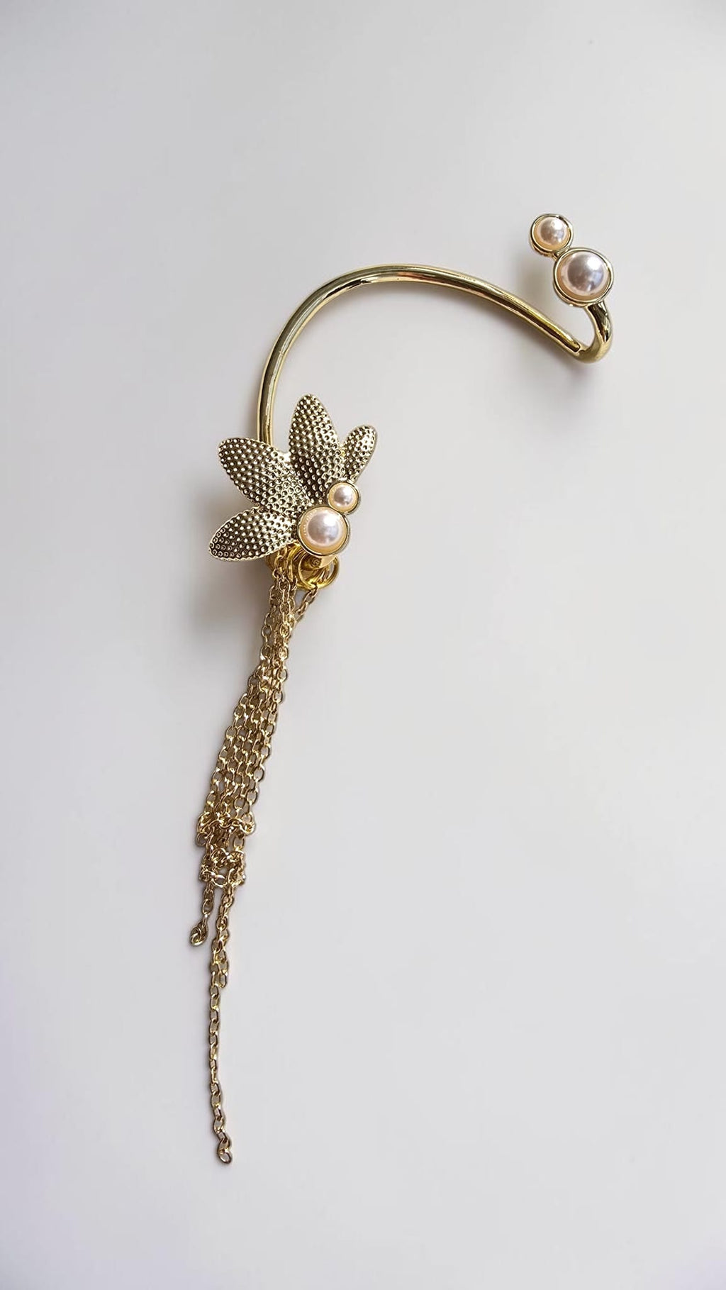 Fiora Tassel Earcuff (KOD-485)