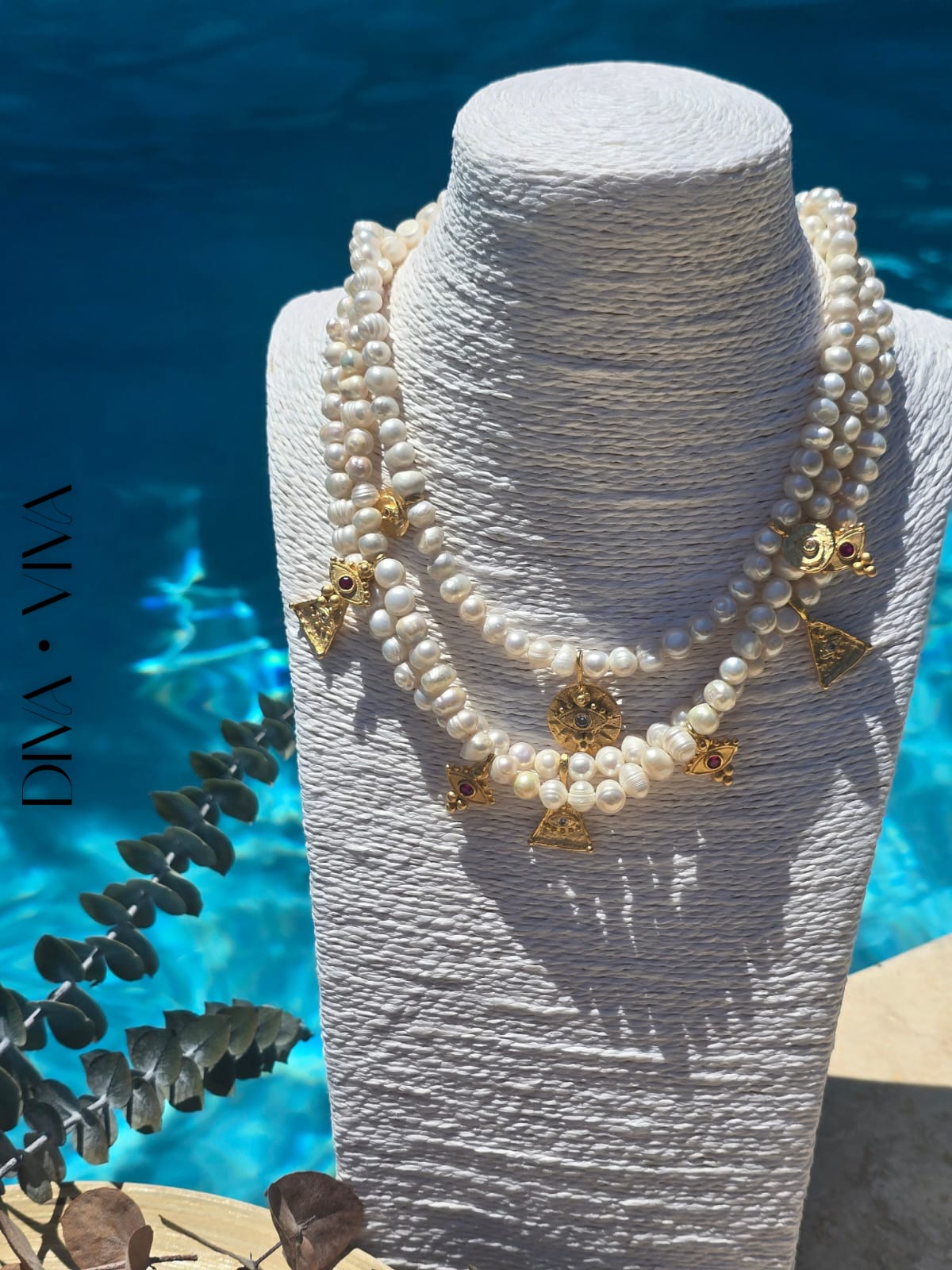 Soleia III – Prism Eye İnci Kolye (KOD-178)