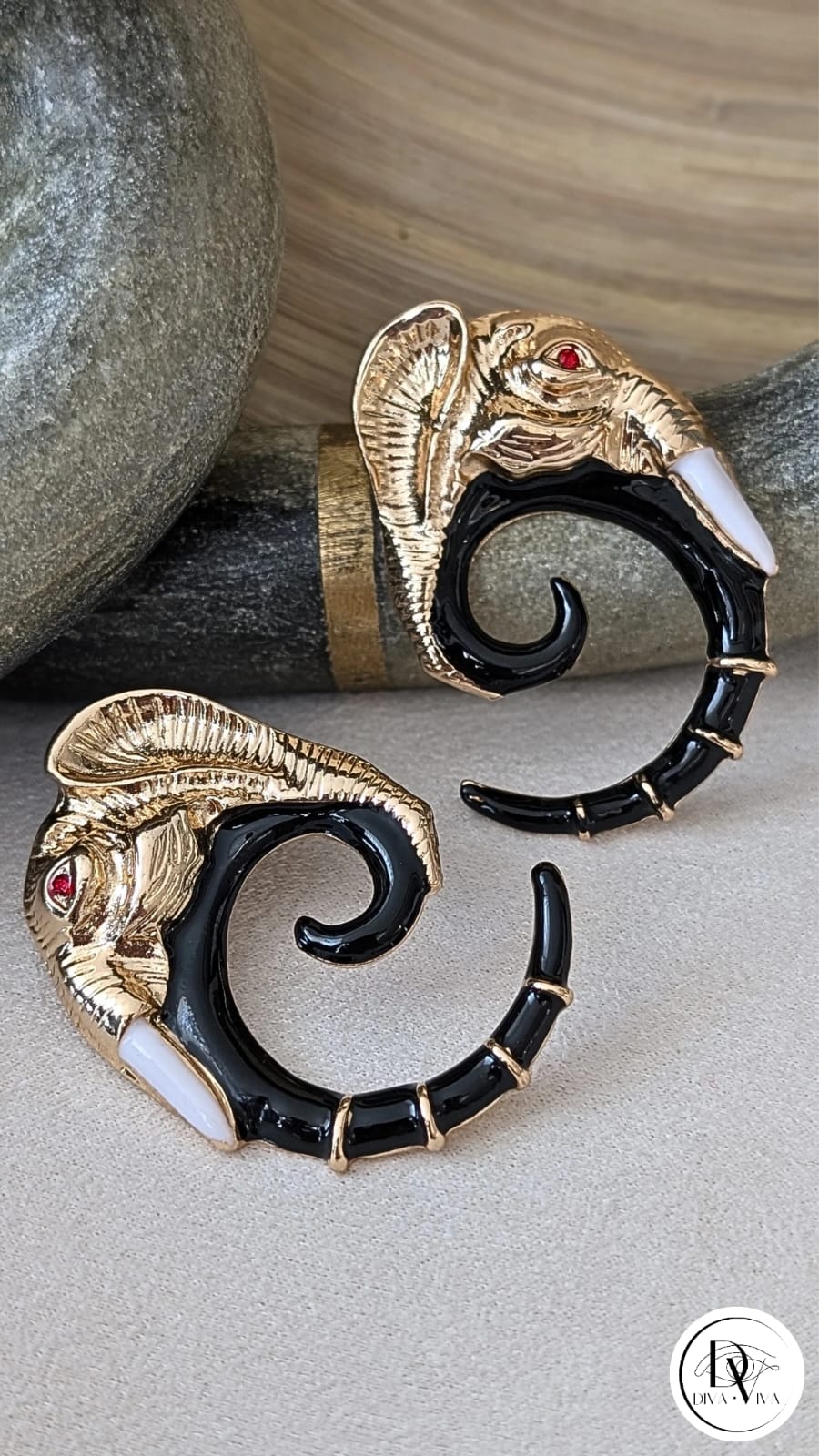 Muse Earrings – Gold Kaplama Trend Model Küpe (KOD-349)