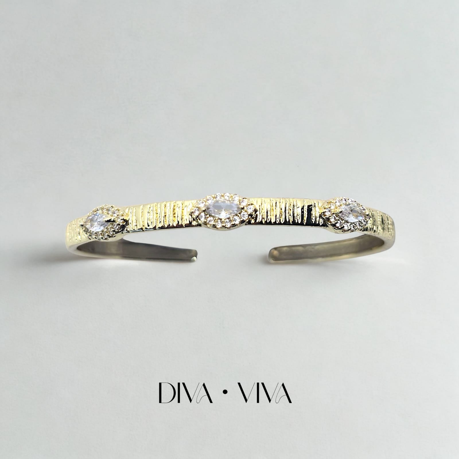 Mystic Eye Cuff (KOD-091)