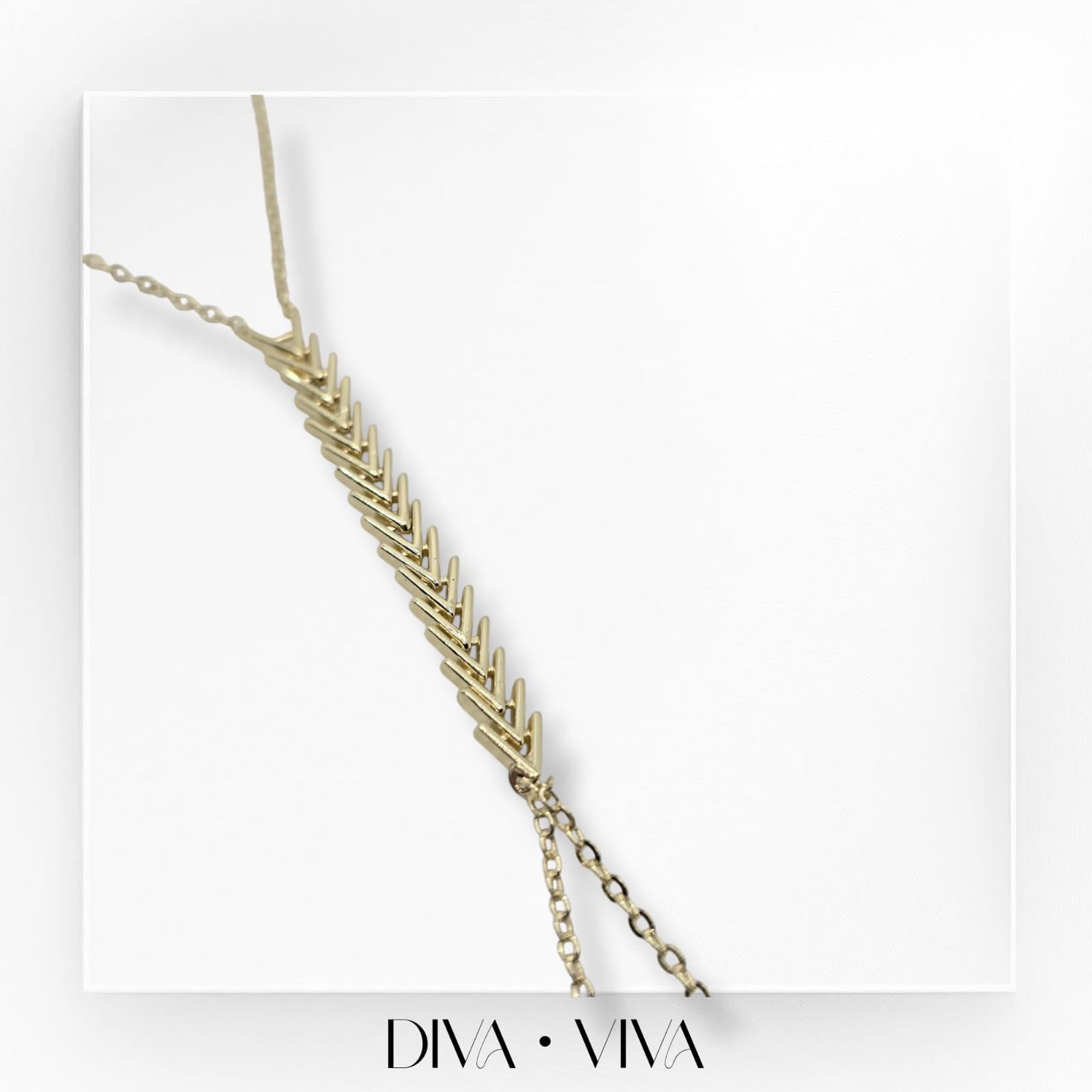 Finstra Şahmeran (KOD-053)