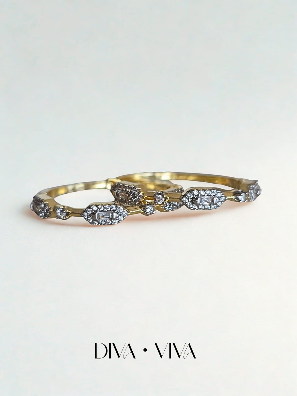 Luna Baget Halka Küpe (KOD-168)