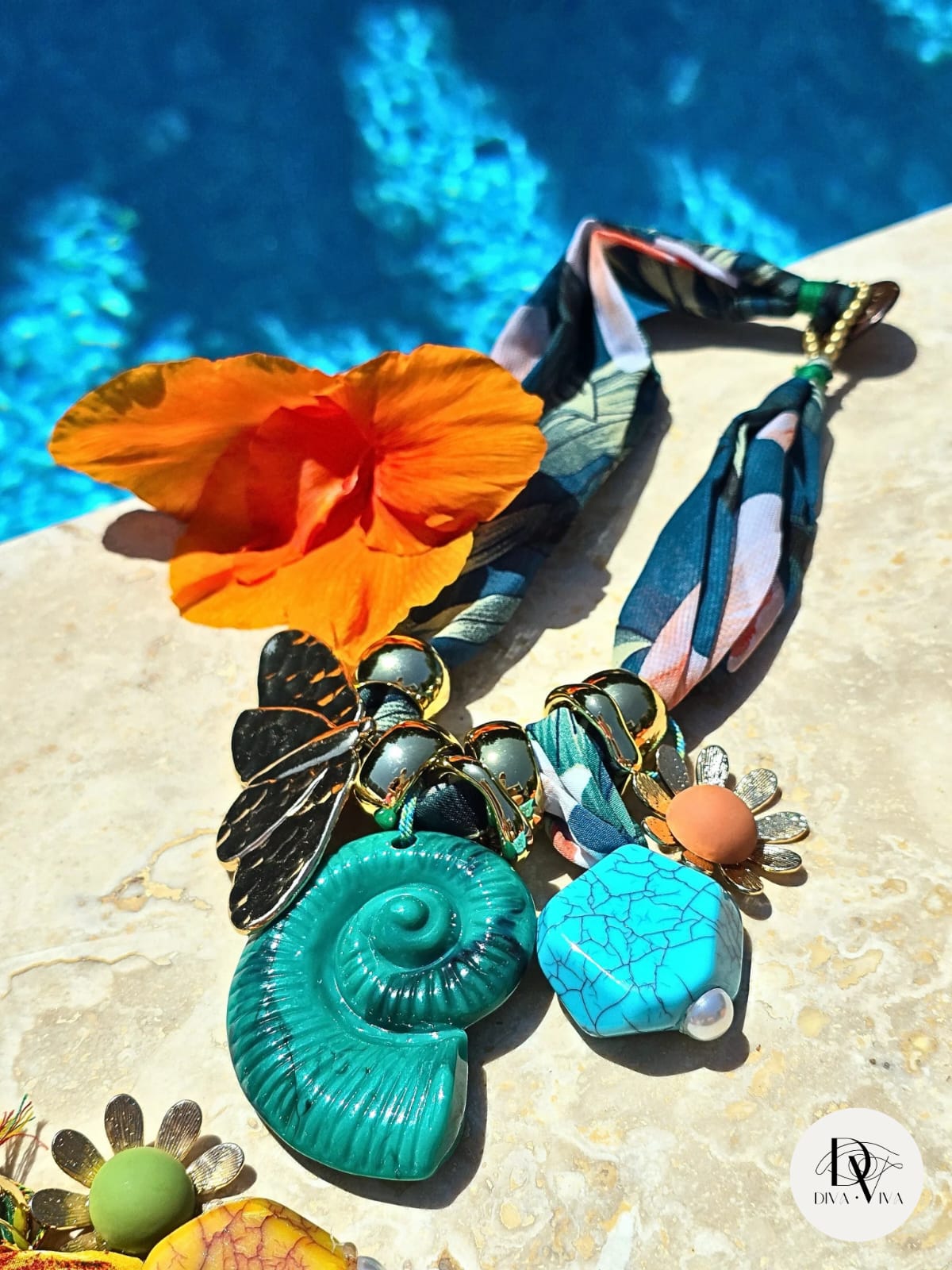 Ocean Bloom Fular Kolye (KOD-217)