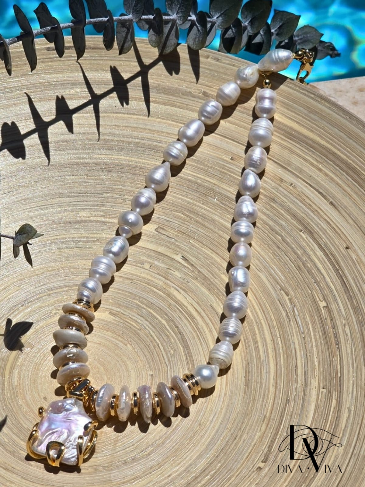 Soleia XVI – Pearl Crest Kolye (KOD-208)