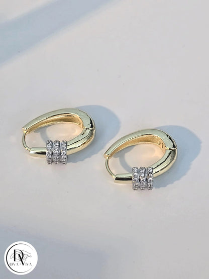 Glow Earrings – Gold Kaplama Zirkon Detaylı Küpe (KOD-308)