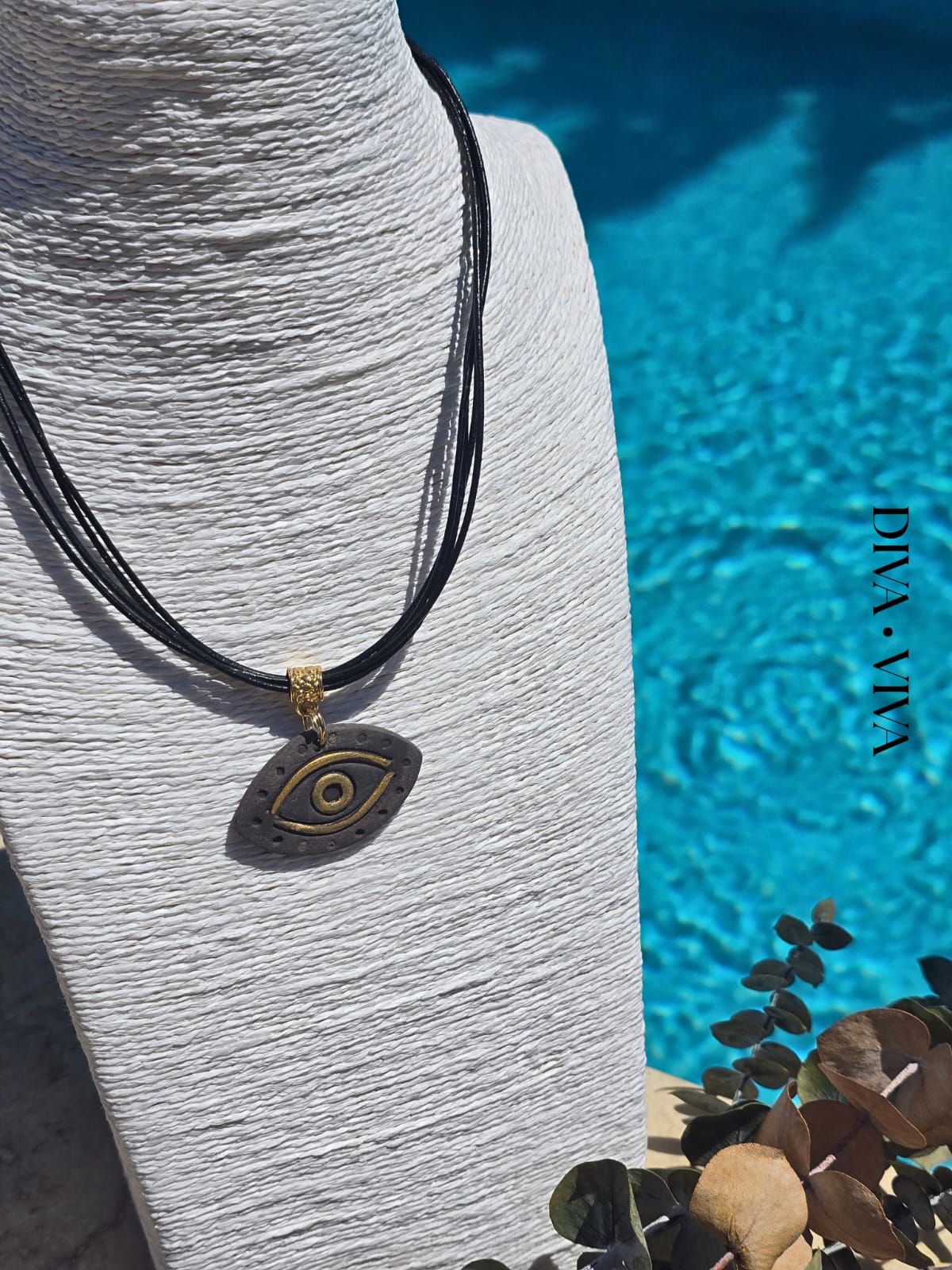 Soleia XI – Earthbound Eye Kolye (KOD-203)