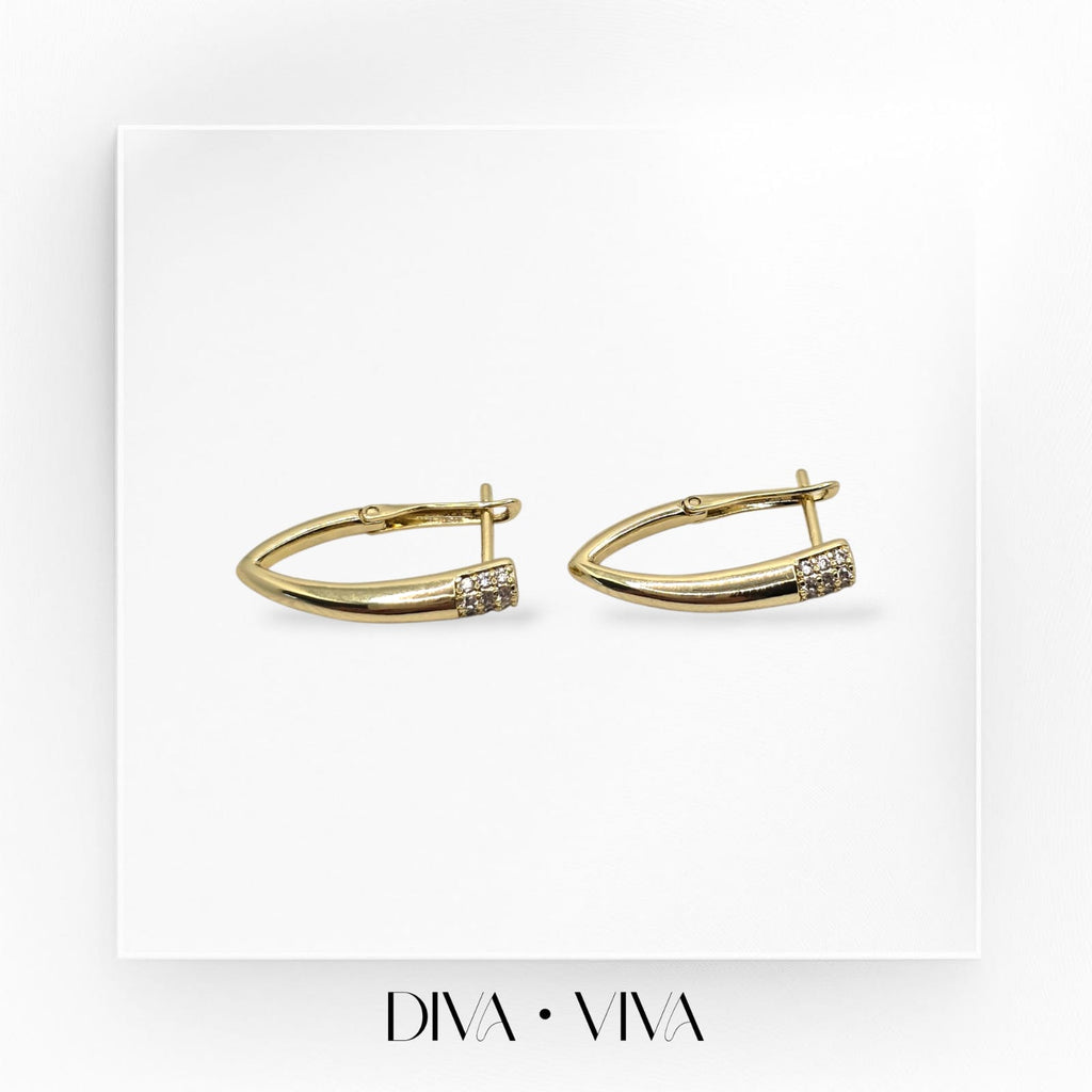 Ladessa Küpe (KOD-038)