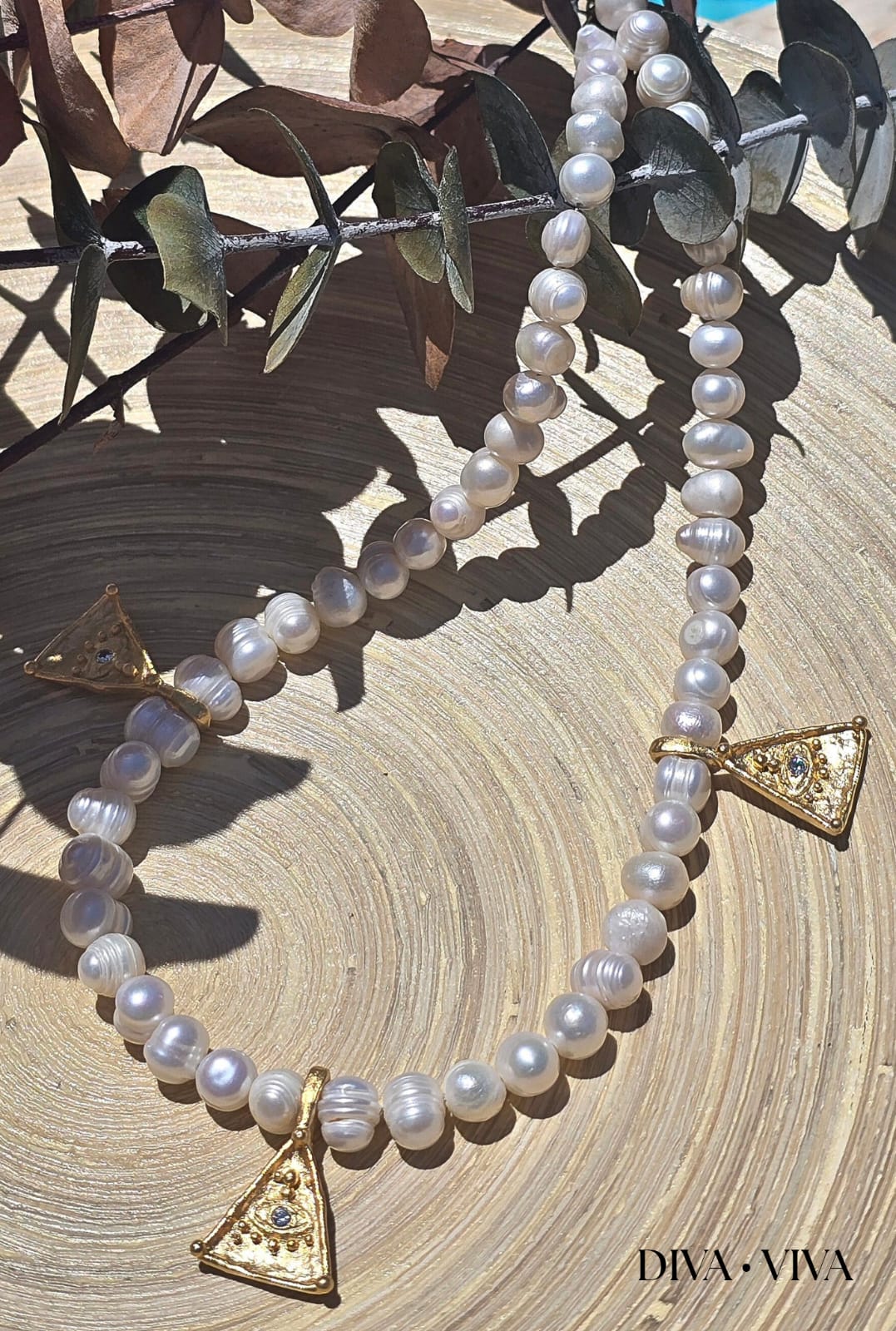 Soleia III – Prism Eye İnci Kolye (KOD-178)