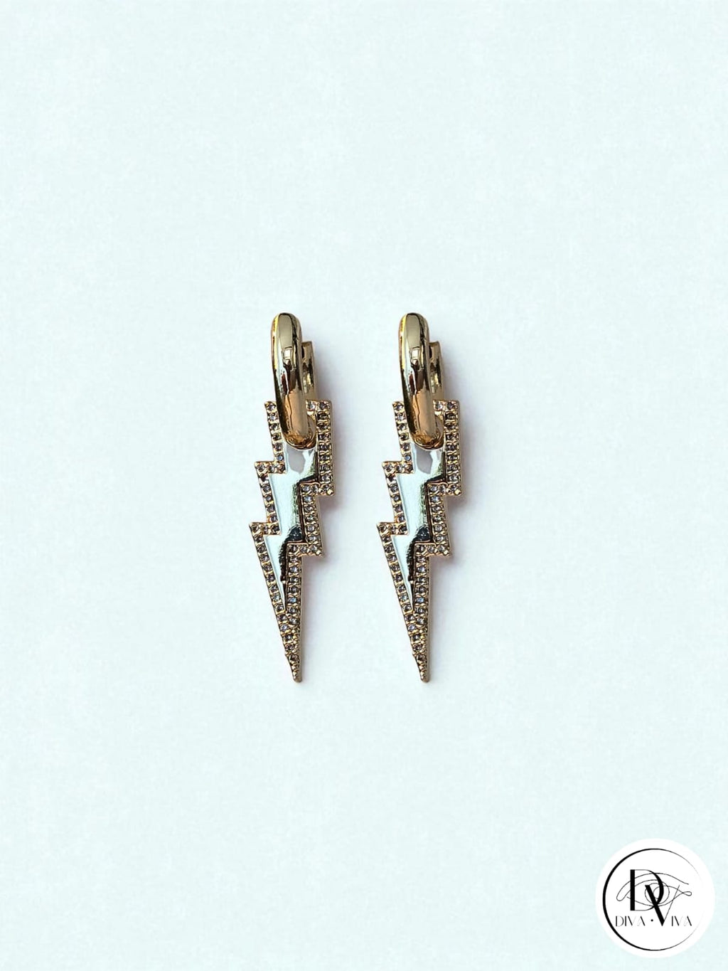 Glow Earrings – Gold Kaplama Taş Detaylı Küpe (KOD-360)