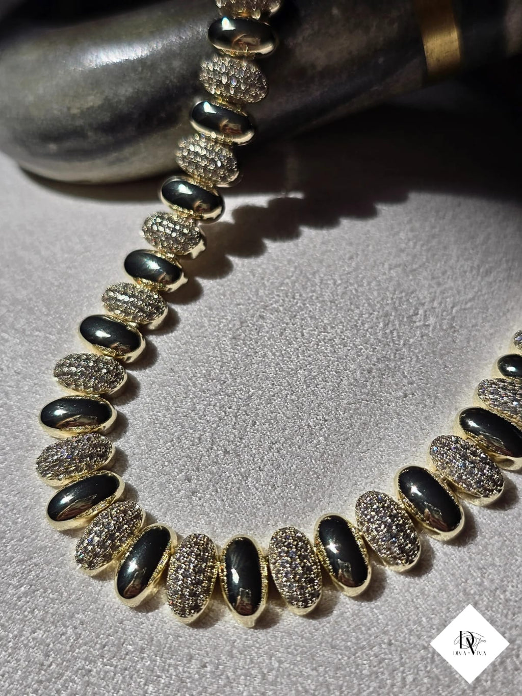 Aria - Arpa Zirkon Detaylı Kolye (KOD-299)