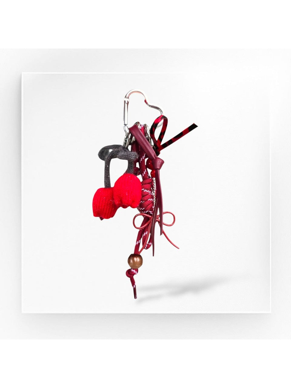 Örgü Kiraz Figürlü Çanta Charmı (DML9997)