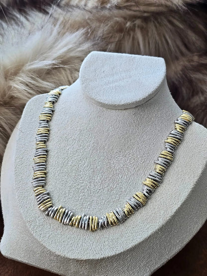 Glow Necklaces – Gold & Silver Kaplama Tasarım Kolye (KOD-377)