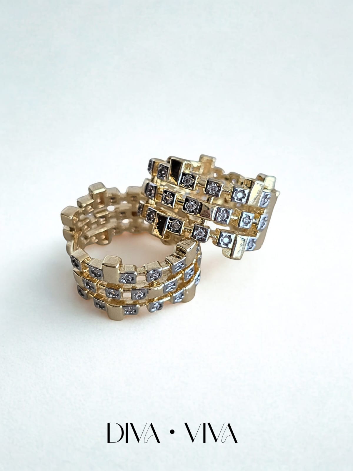 Twist Spark Küpe (KOD-165)