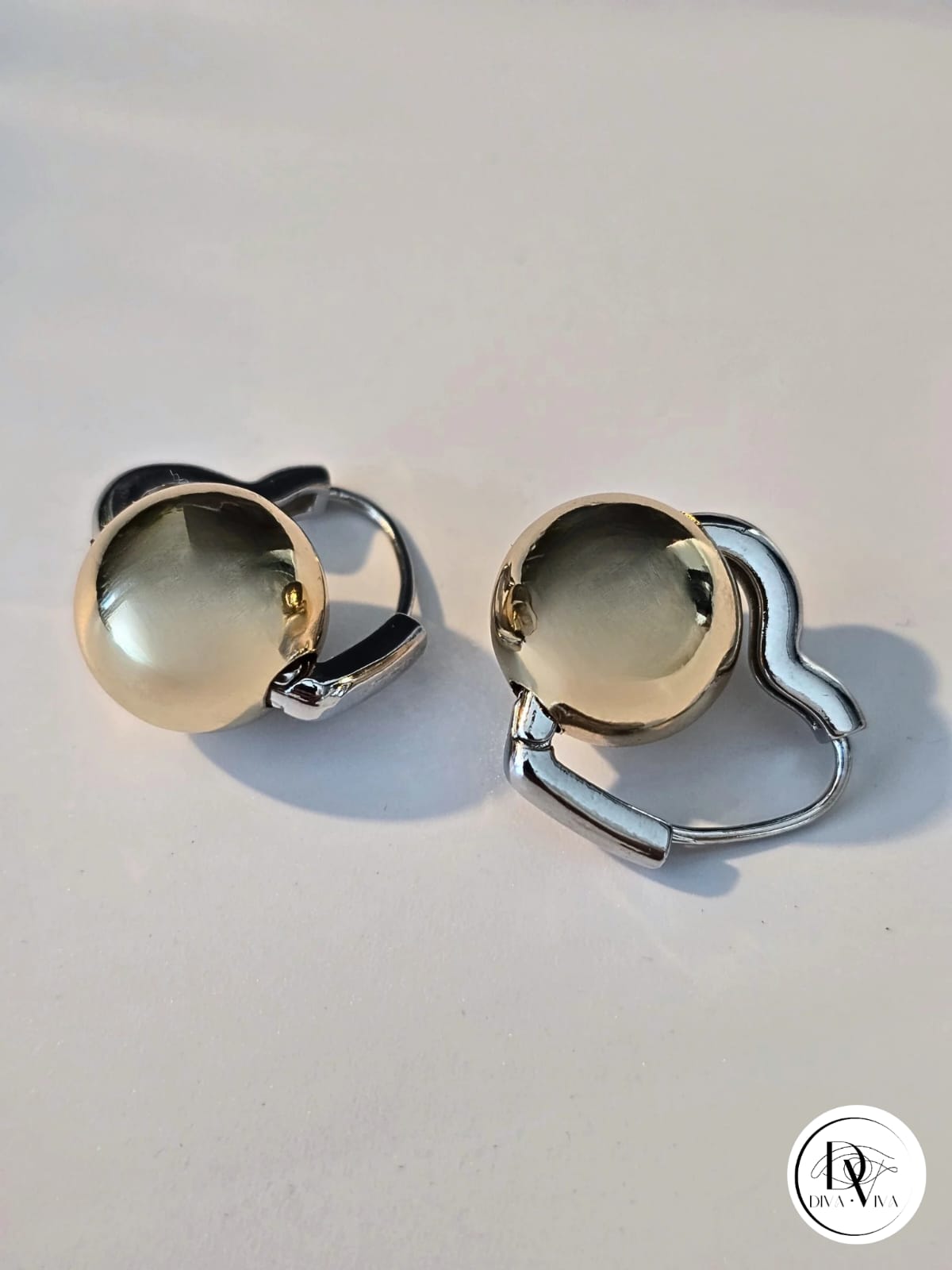 Glow Earrings – Gold ve Silver Kaplama Kalp Küpe (KOD-344)