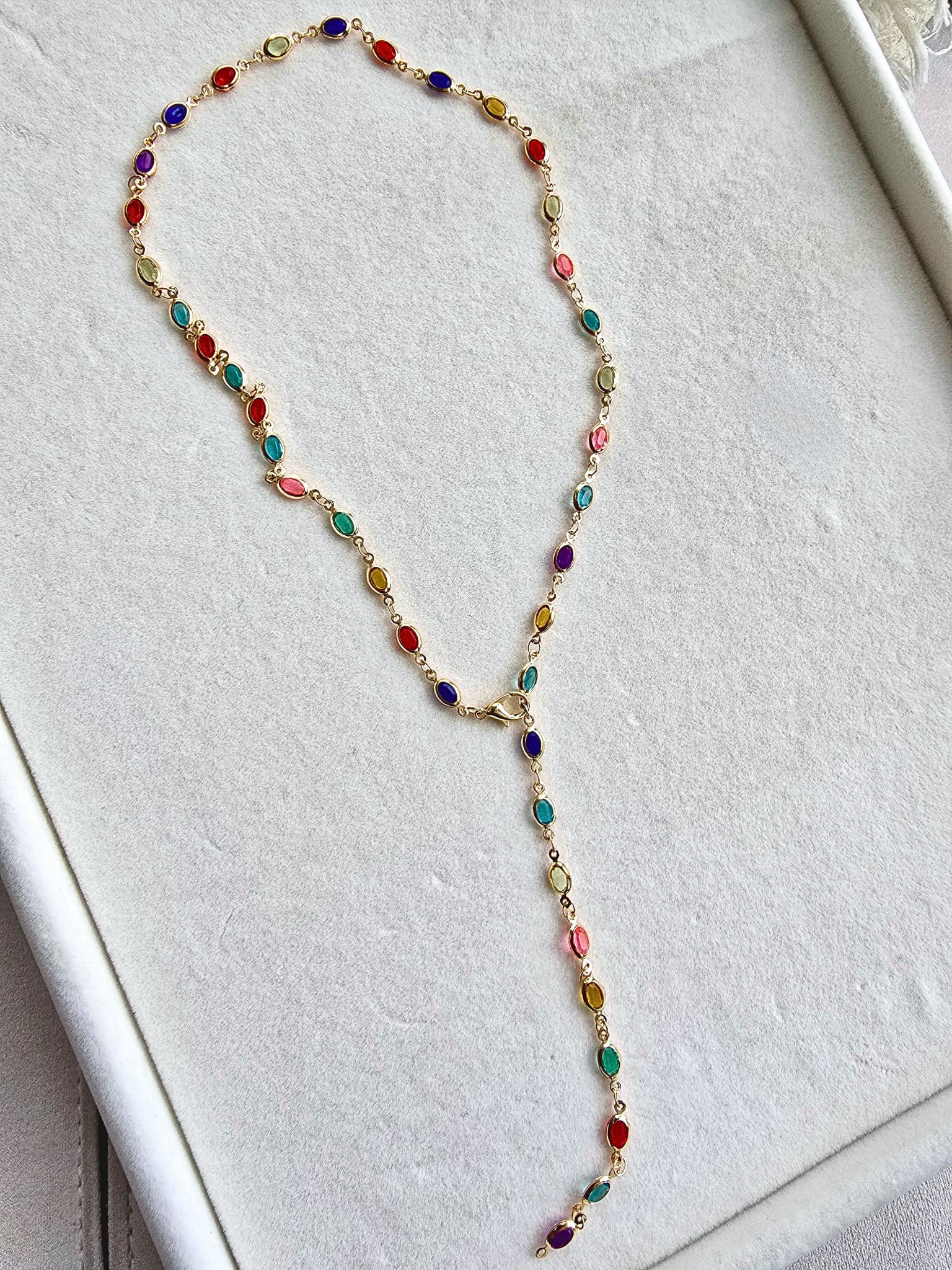 Chroma Crystal Y-Model Kolye (KOD-456)