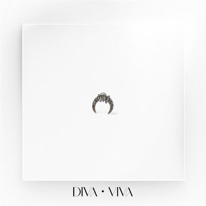 Moon Piercing (KOD-064)