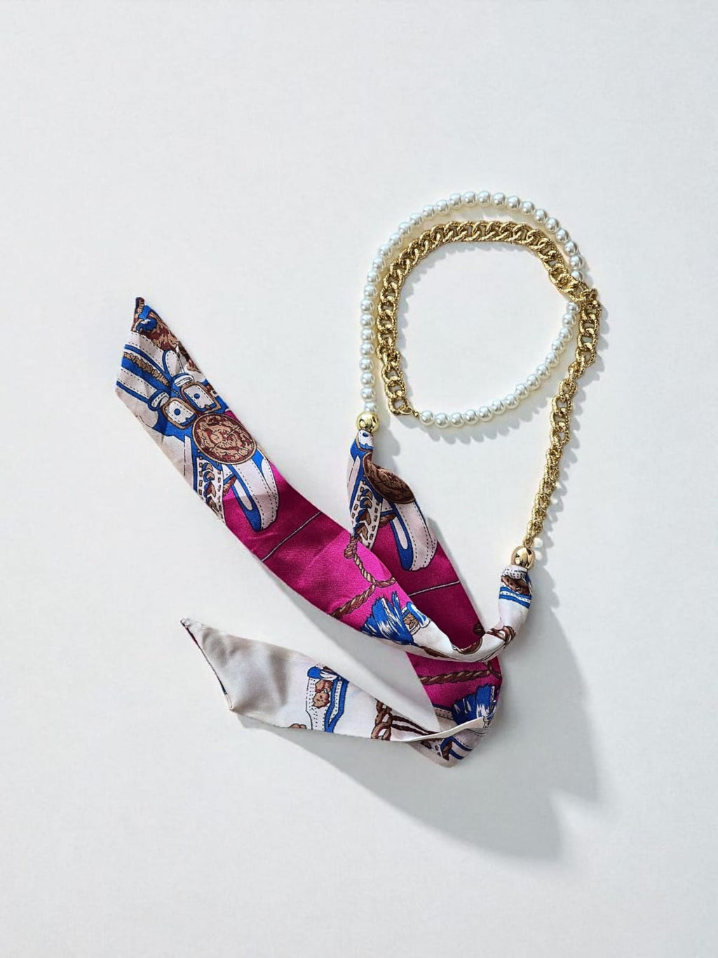 AURA Fular Serisi – Renkli Zincir ve İnci Detaylı Fular (KOD-394)