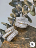 Glow Earrings – Gold Kaplama Taş Detaylı Küpe (KOD-353)