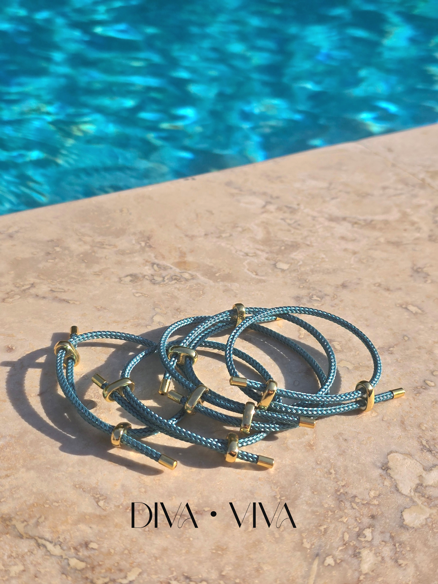 Renkli Ayarlanabilir Deri Bileklik – Suya Dayanıklı Asansör Model (KOD-065)