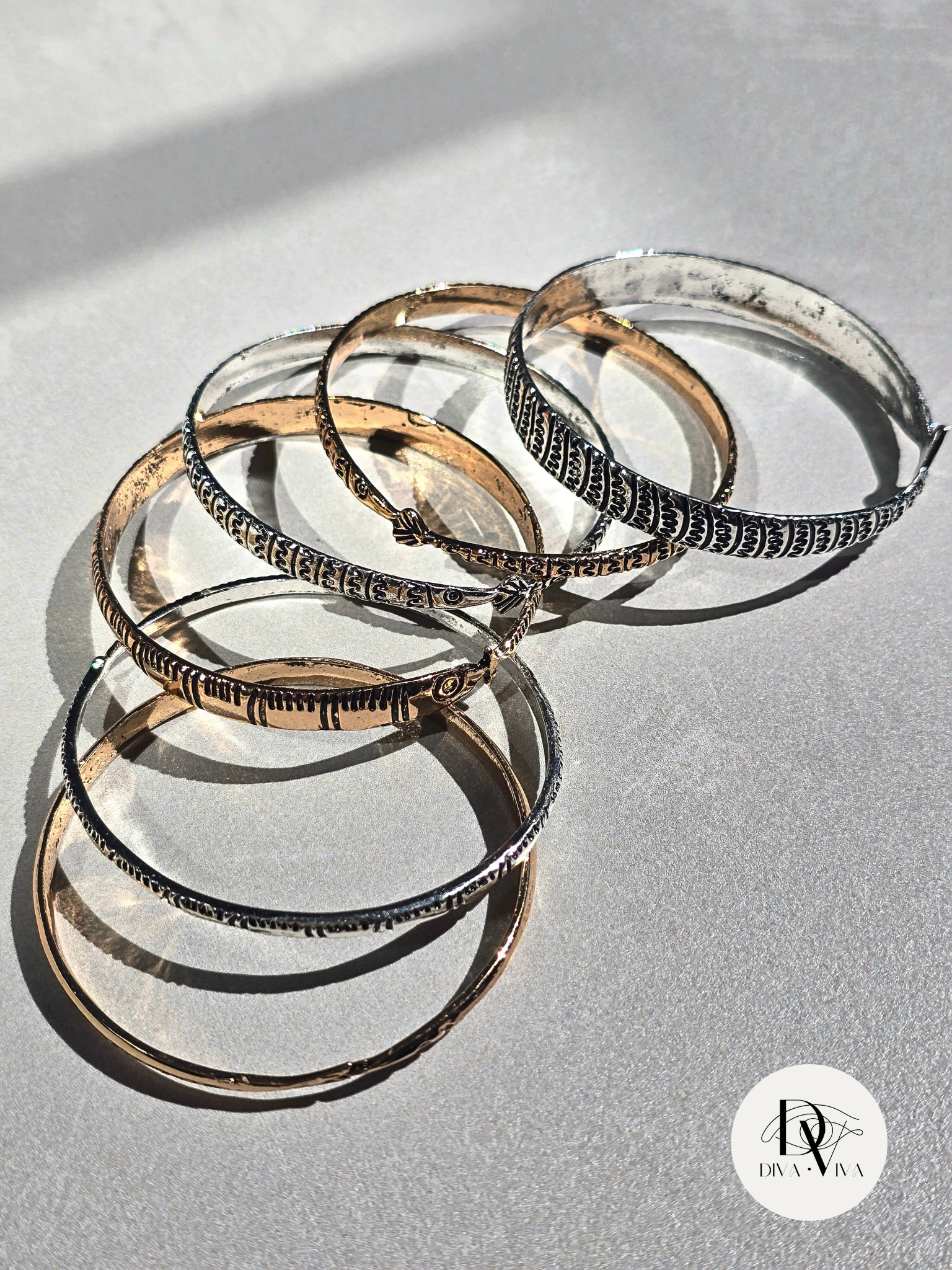 Pisces Charm Bileklik Seti – Antik Gold & Silver (KOD-219)