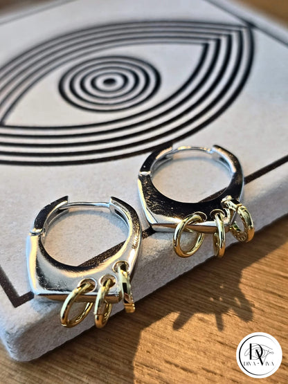 Glow Earrings – Silver Kaplama Halka Detaylı Küpe (KOD-310)