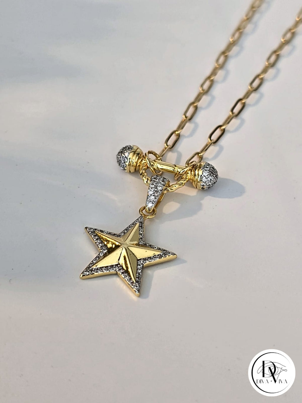 Glow Necklaces – Işıltılı Gold Kaplama Yıldız Kolye (KOD-364)