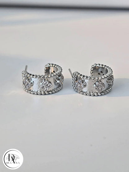 Glow Earrings – Gold & Silver Kaplama Zirkon Detaylı Küpe (KOD-312)